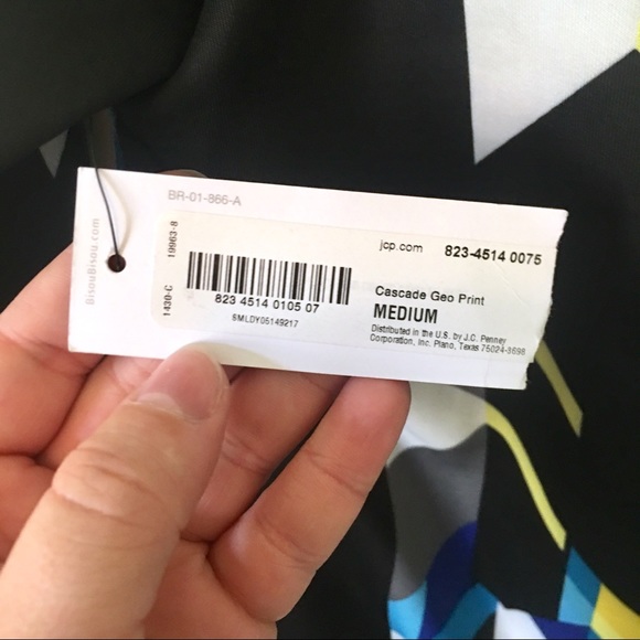 {Bisou Bisou} Cascade Geo Print Bomber Jacket - Picture 6 of 8